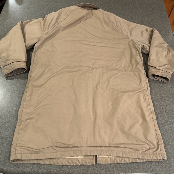 LL Bean Mens XL. Smoke free home. Quilted, heavy chore coat. - Picture 11 of 11